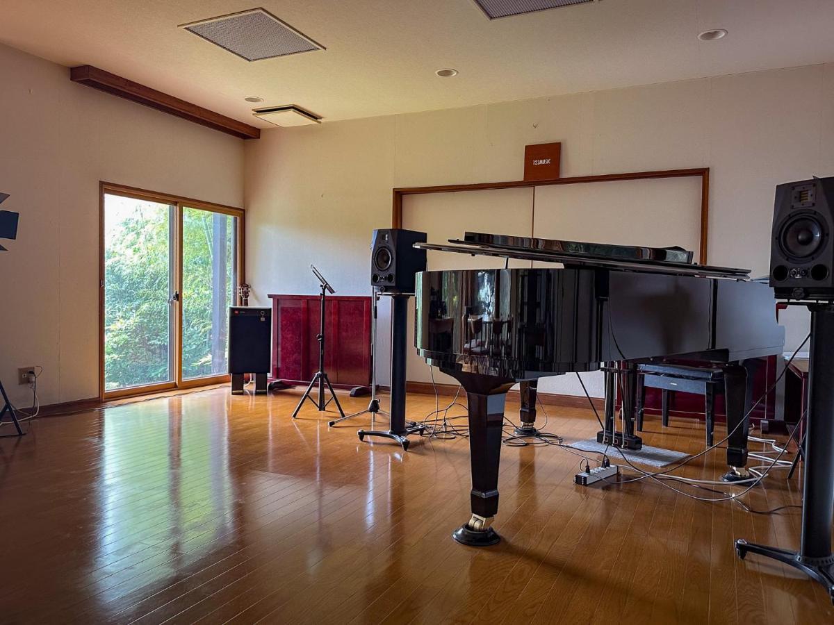 Hotel 123Music Atami  Exteriér fotografie